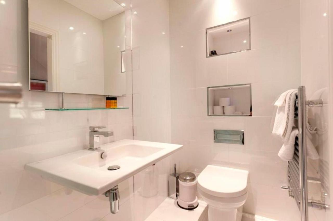 Dbs Serviced Apartments Касл-Донингтон Экстерьер фото